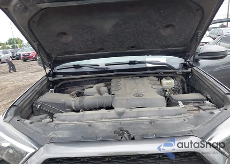 2019 Toyota 4Runner Sr5 z USA, uszkodzony, nr VIN JTEBU5JR6K5664313